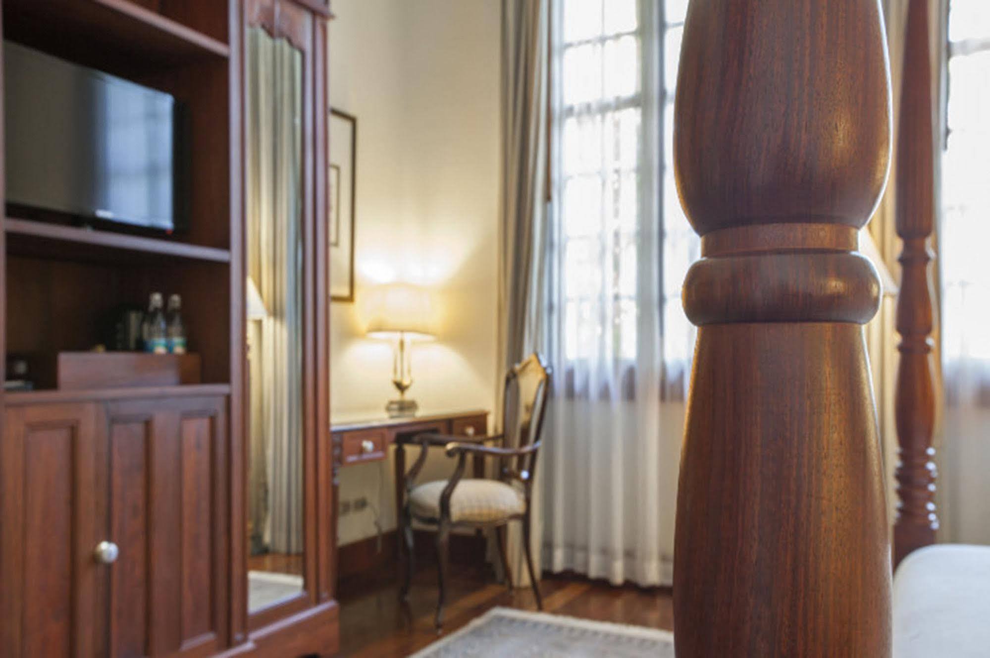 Settha Palace Hotel Вьентьян Экстерьер фото